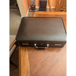 Pratt Professional Cases For Business & Industry BRIEFCASE